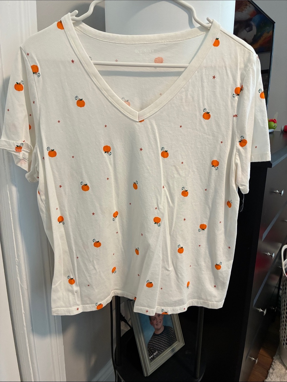 Old Navy White V-Neck Tee with Orange Pumpkin Print